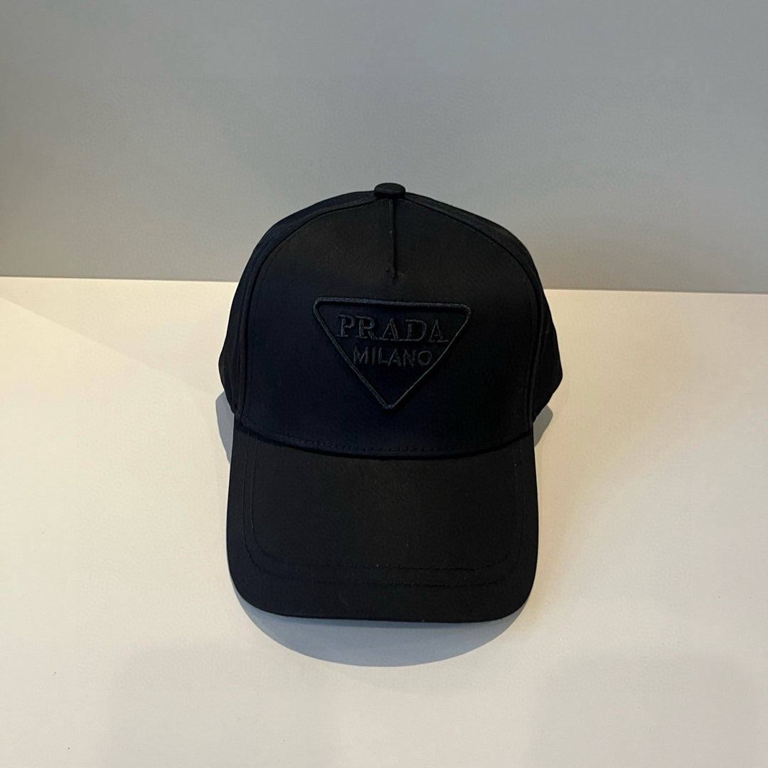Two-color Delicate Triangle Logo Baseball Cap