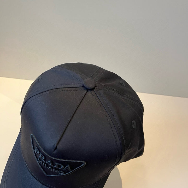 Two-color Delicate Triangle Logo Baseball Cap