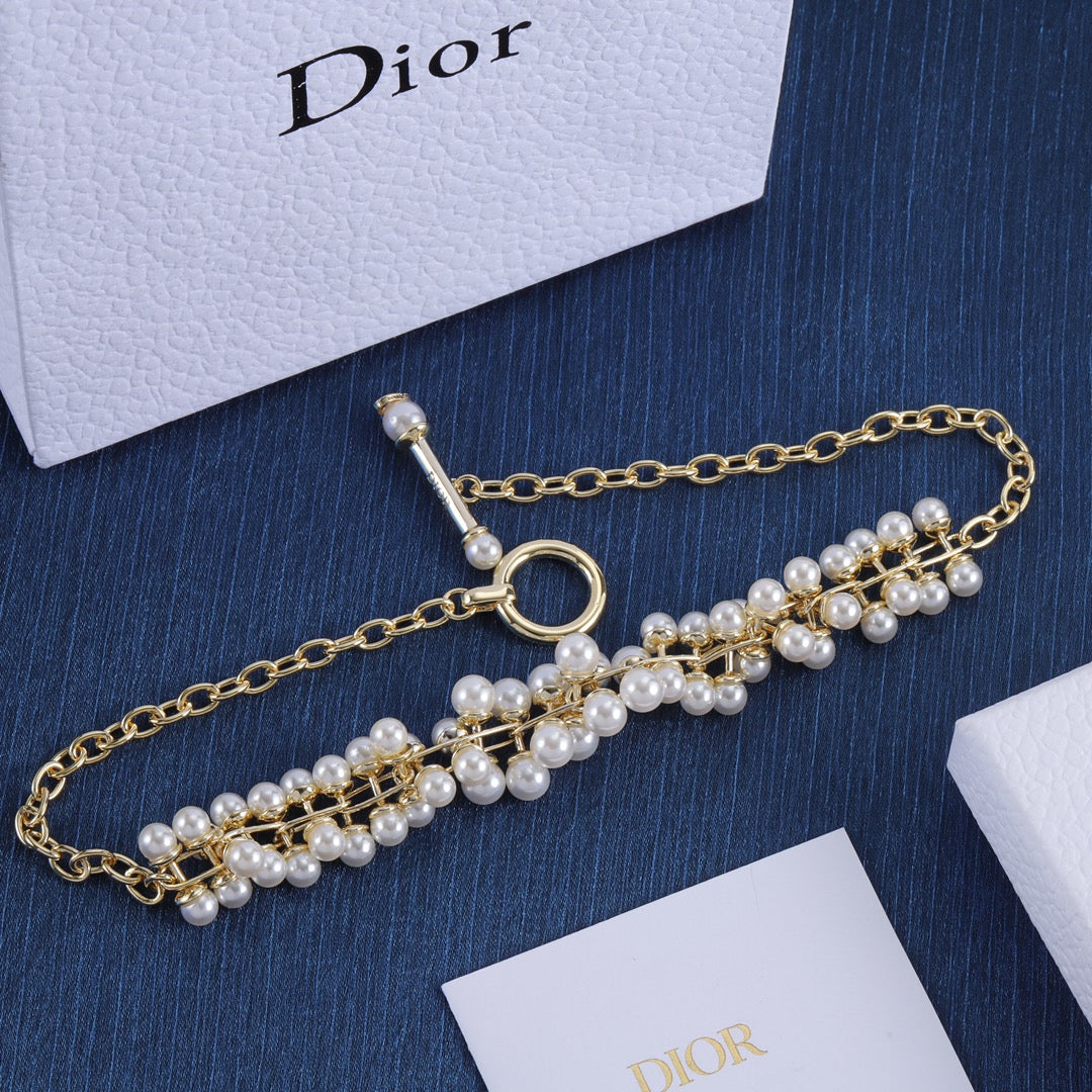 Elegant Pearl String Gold Necklace