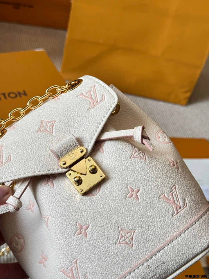 Embossed Chain Mini Bucket Bag