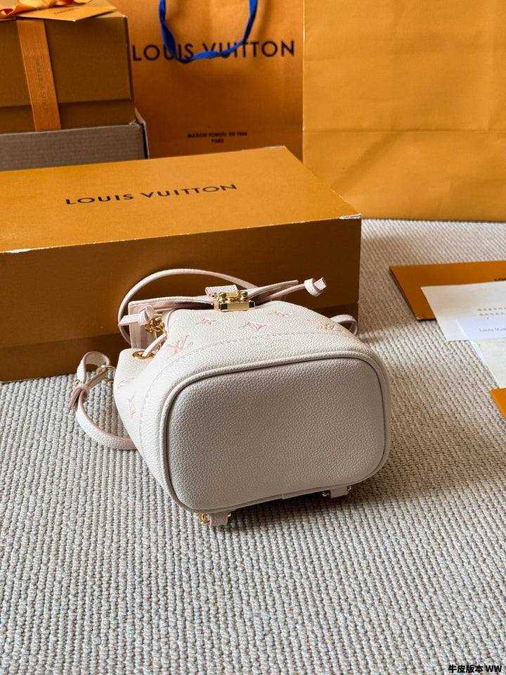 Embossed Chain Mini Bucket Bag