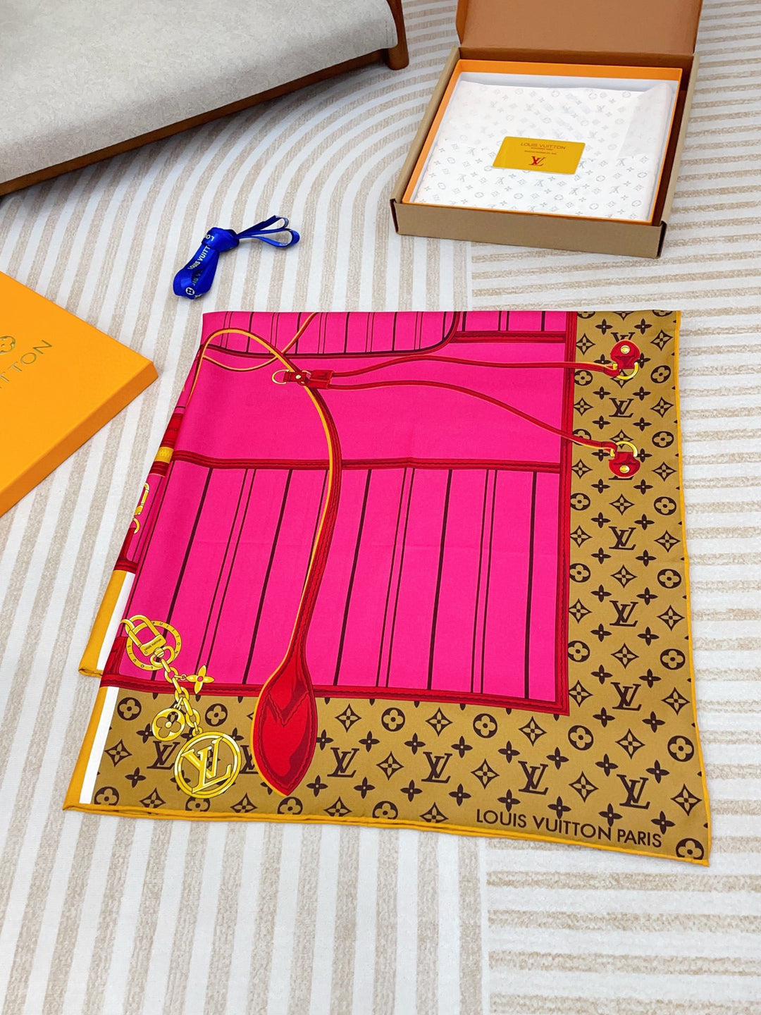 Two-color old flower striped silk scarf