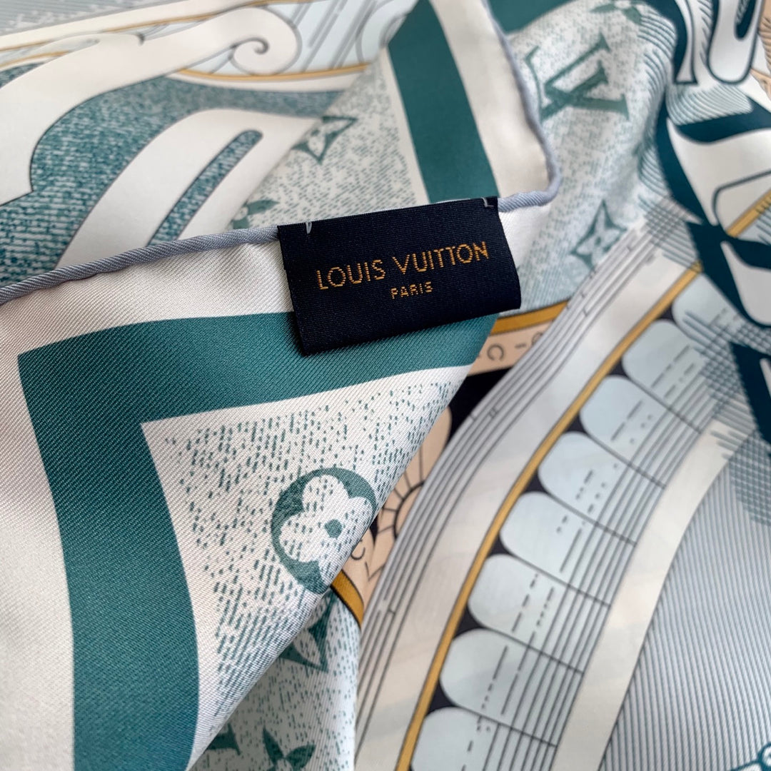 Art Printed Square Scarf