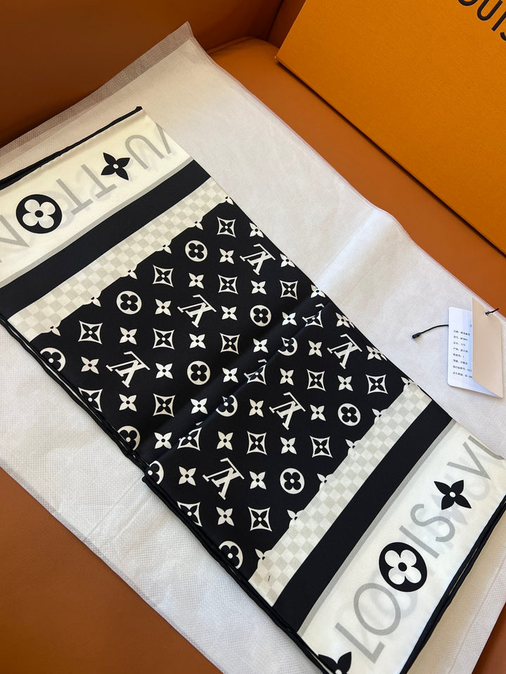 New old flower black and white printed silk scarf