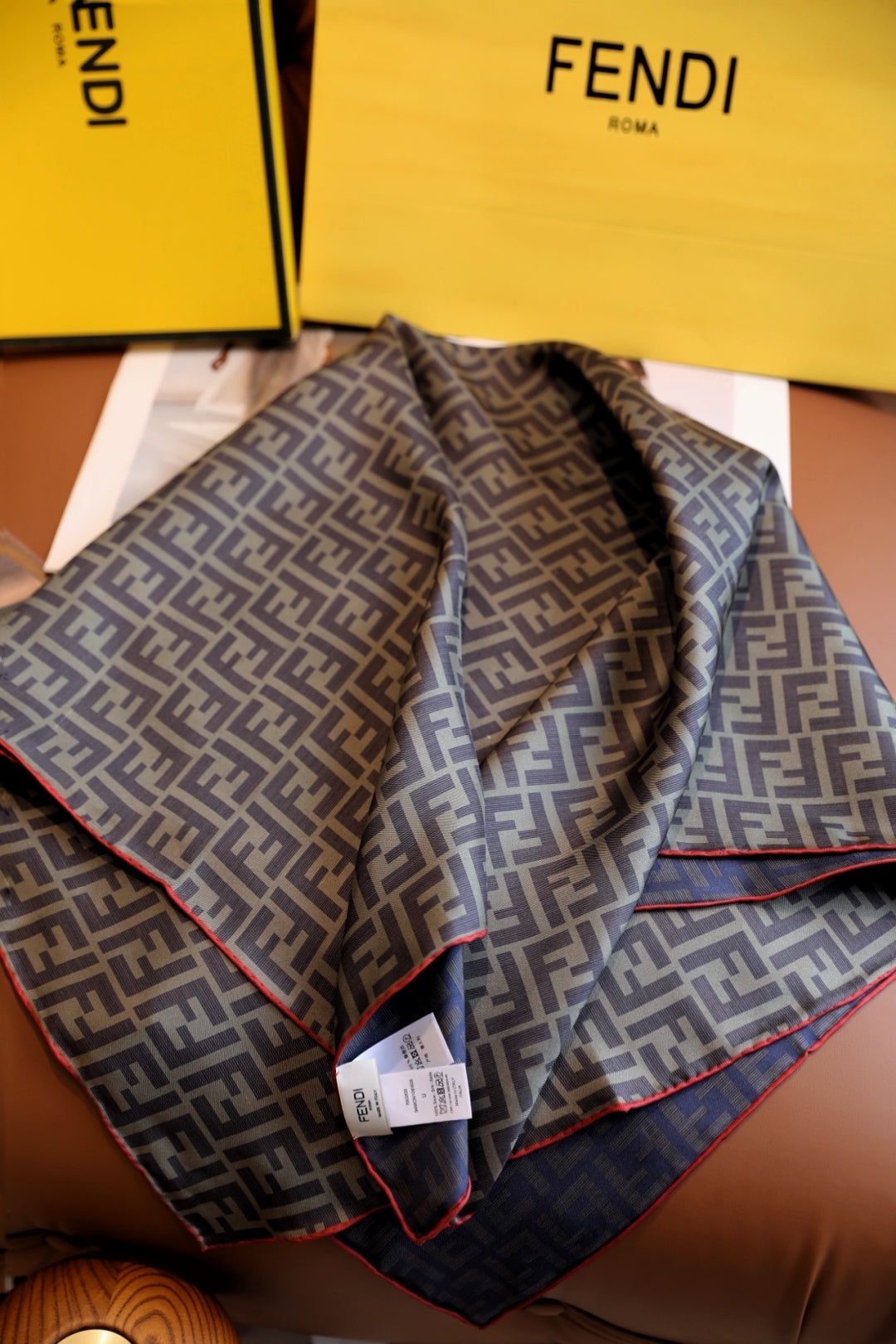 Classic double F printed pattern silk scarf