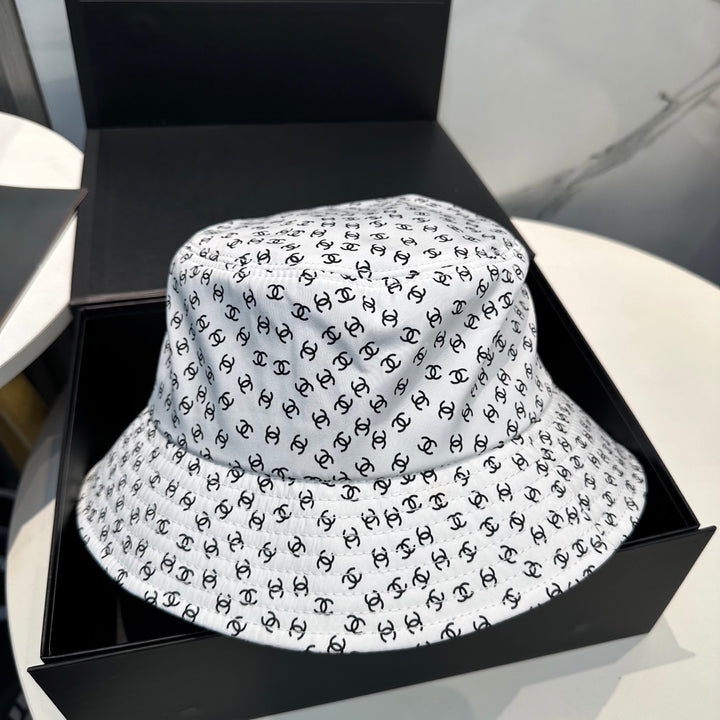 Two-color full star design fisherman's hat