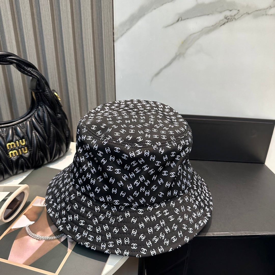 Two-color full star design fisherman's hat