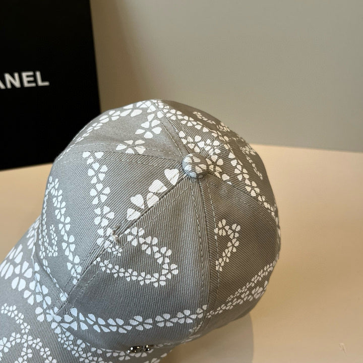 3 Color Chic Floral Hat