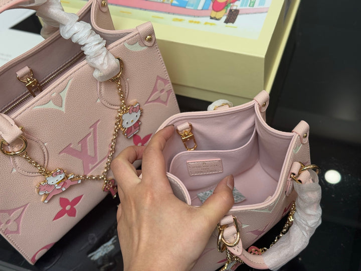 New sweet pink cartoon bag