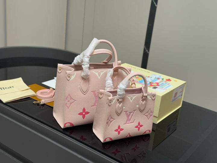New sweet pink cartoon bag