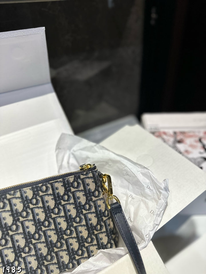 Chic Printed Chain Detail Crossbody Bag