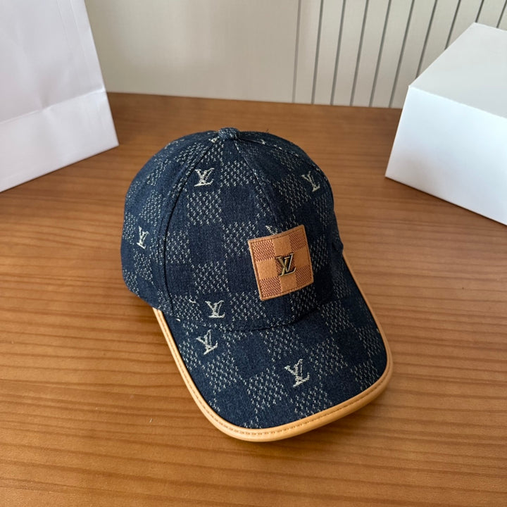2025 New Cowboy Plaid Duck Tongue Cap