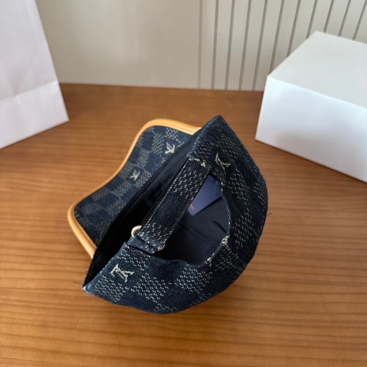 2025 New Cowboy Plaid Duck Tongue Cap