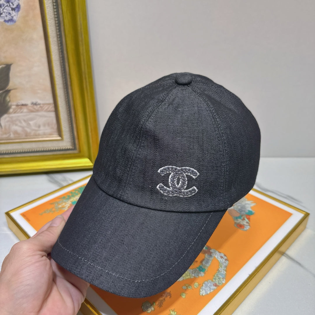 New Rhinestone Logo Duck Tongue Cap