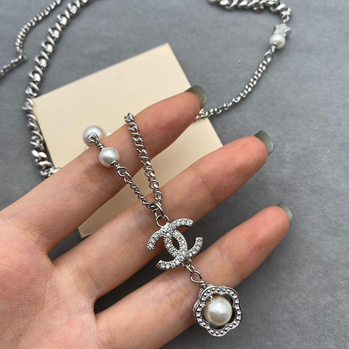 new camellia pearl necklace