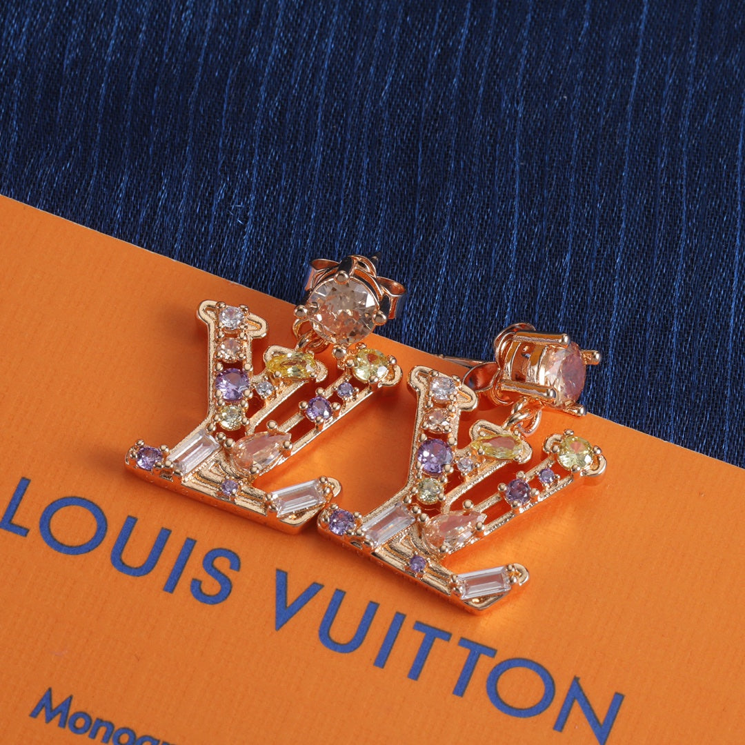 new letters with diamonds earrings
