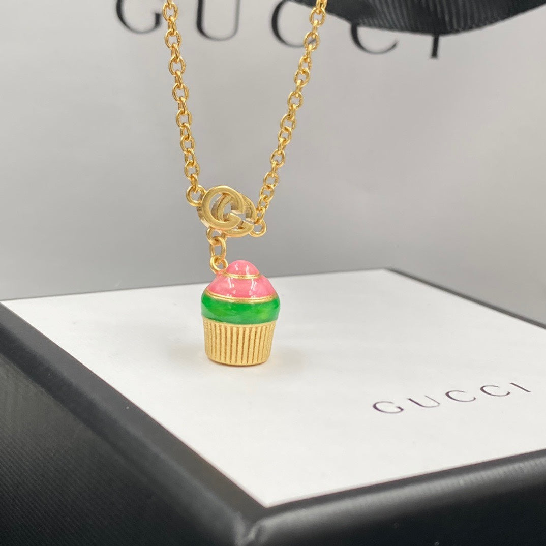Elegant Cake Pendant Necklace