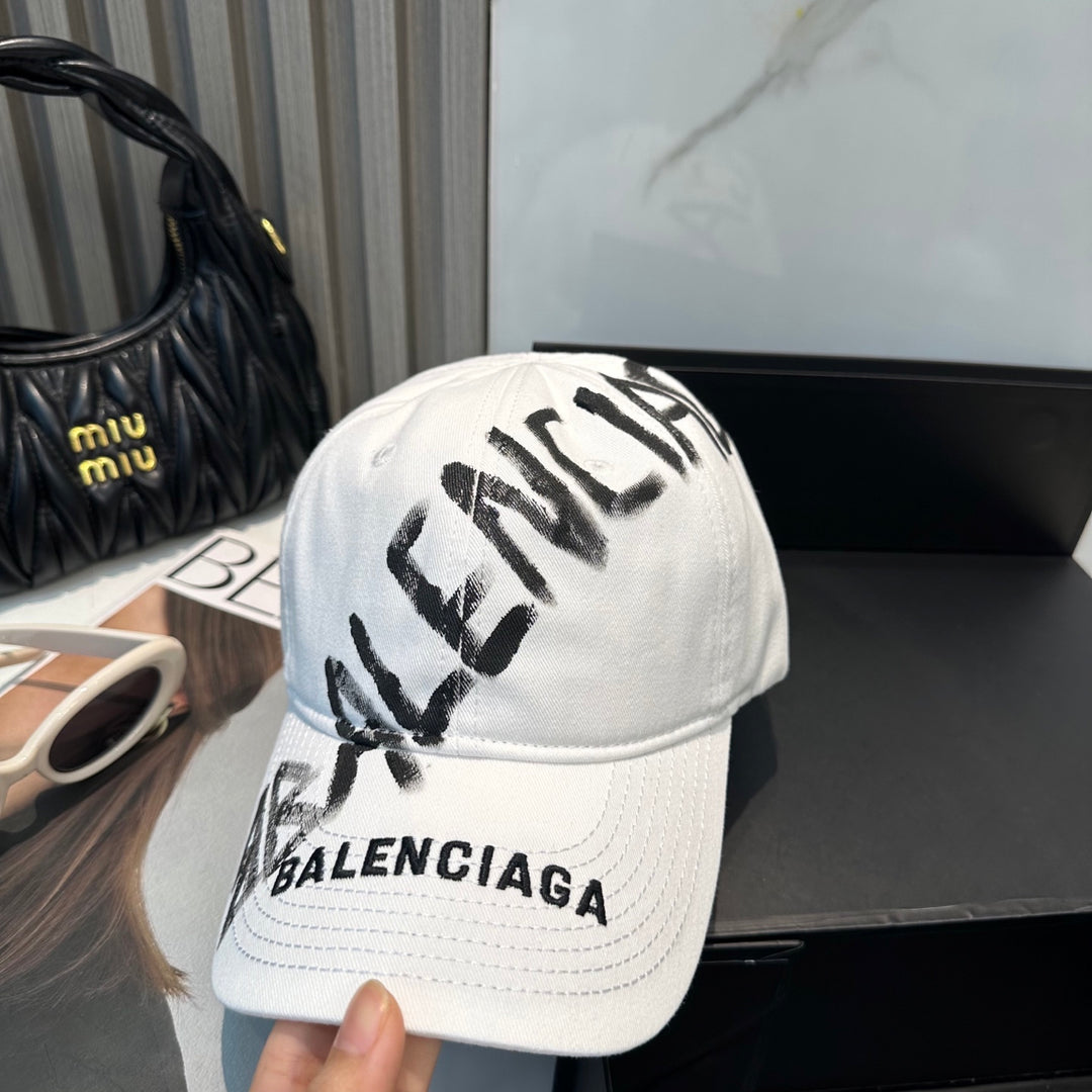 4 Color Letter Graffiti Baseball Cap