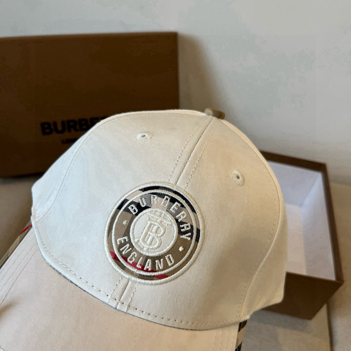 4-color plaid-trimmed design baseball cap