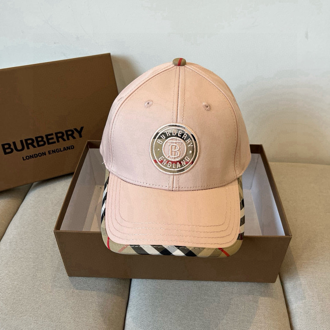 4-color plaid-trimmed design baseball cap