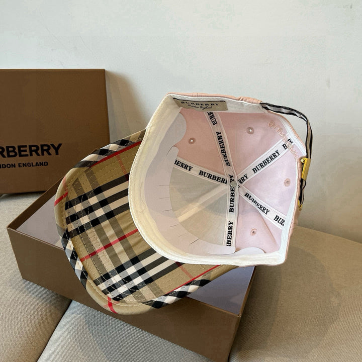 4-color plaid-trimmed design baseball cap