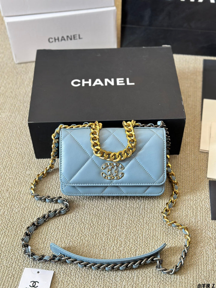 6-color sheepskin gold chain leather handbag