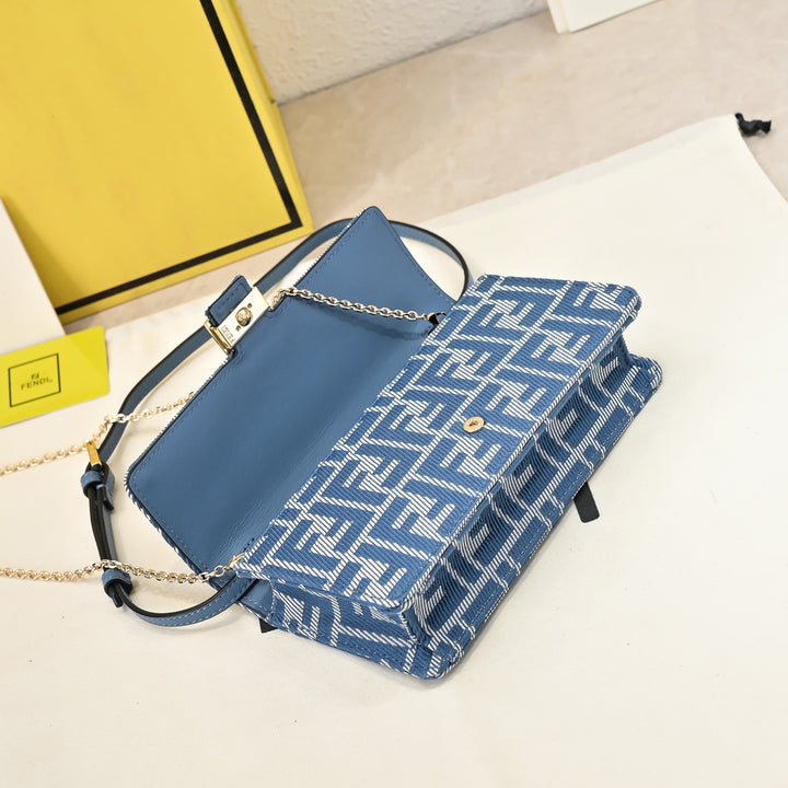 Classic double F-print chain handbag