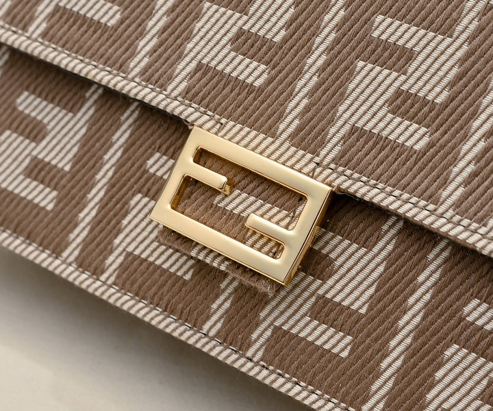Classic double F-print chain handbag
