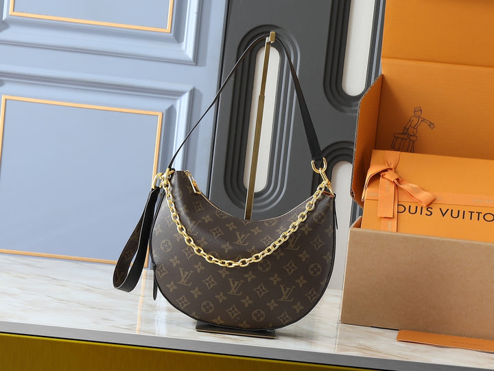 Fashionable brown patterned chain handbag