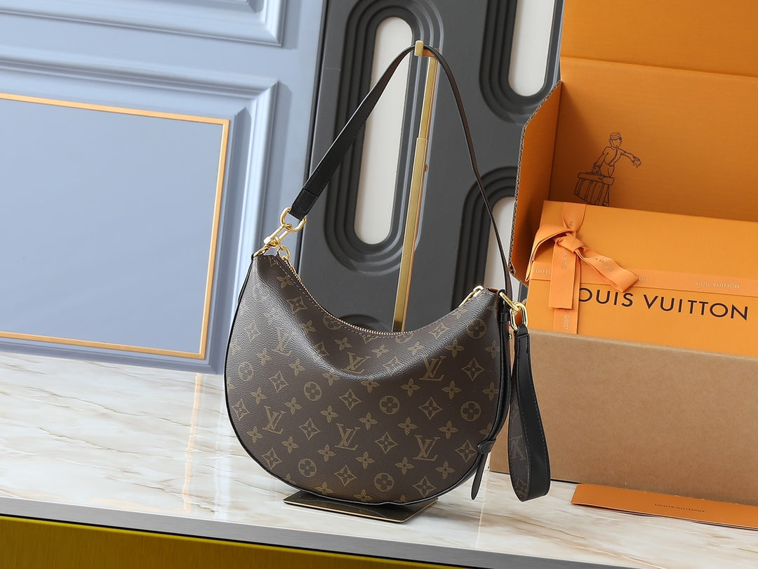 Fashionable brown patterned chain handbag