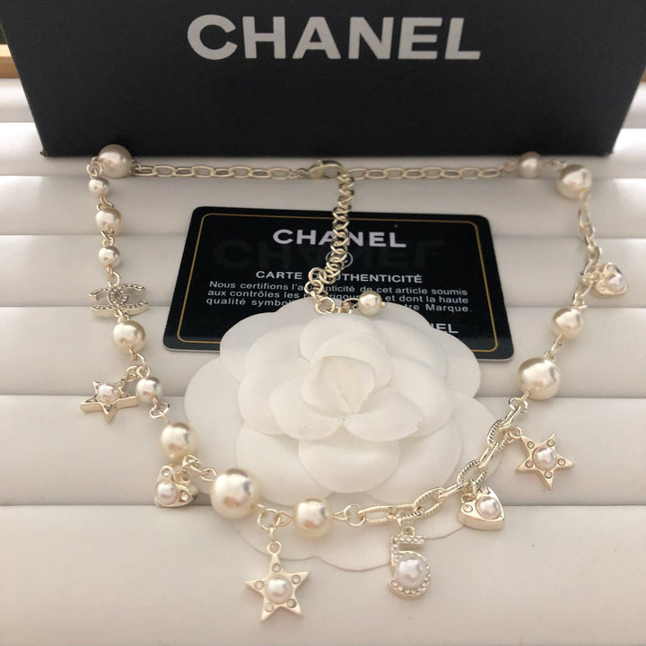 Multi-Element Combination Pearl Necklace