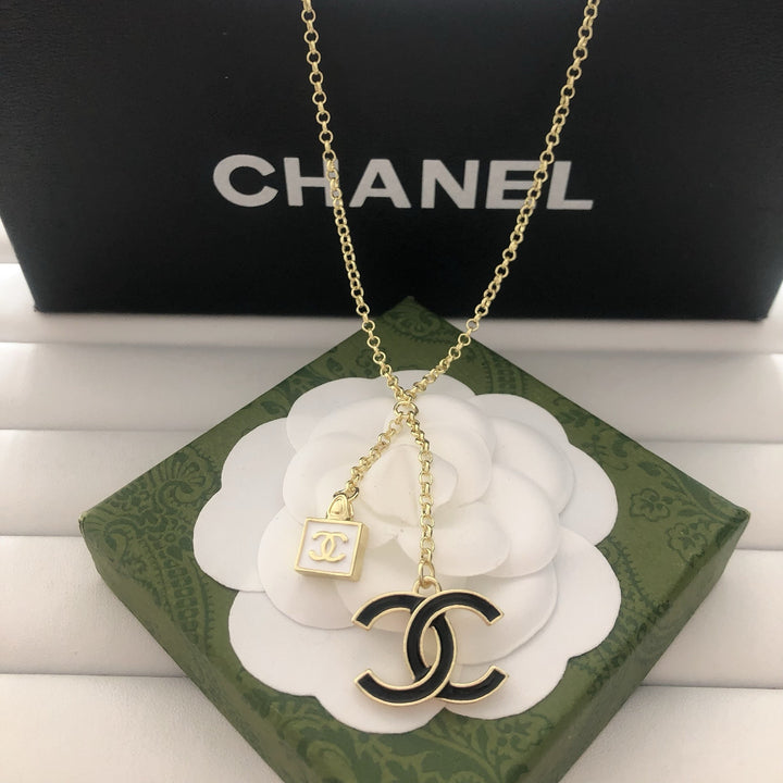 Elegant Gold Double - C Chain Necklace