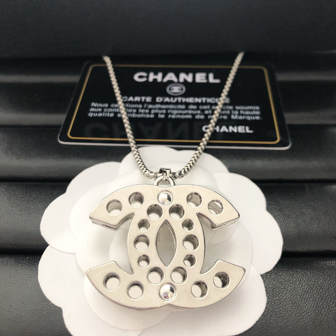 Fashionable Silver Double C Chain Necklace