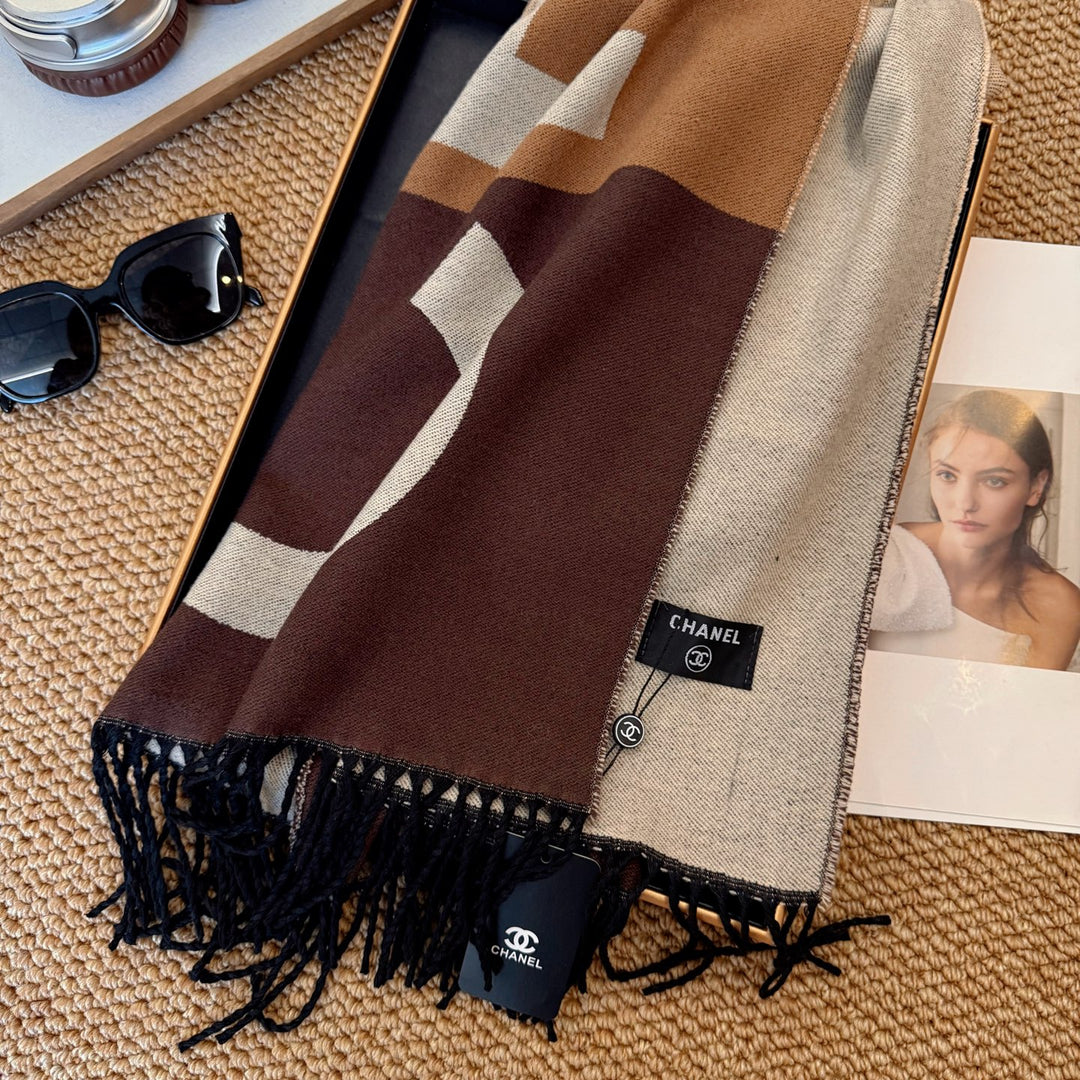 4-color fashionable logo pattern scarf