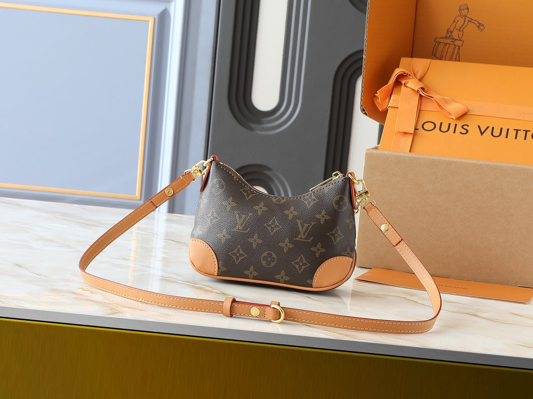 New mini horn bag with retro pattern design