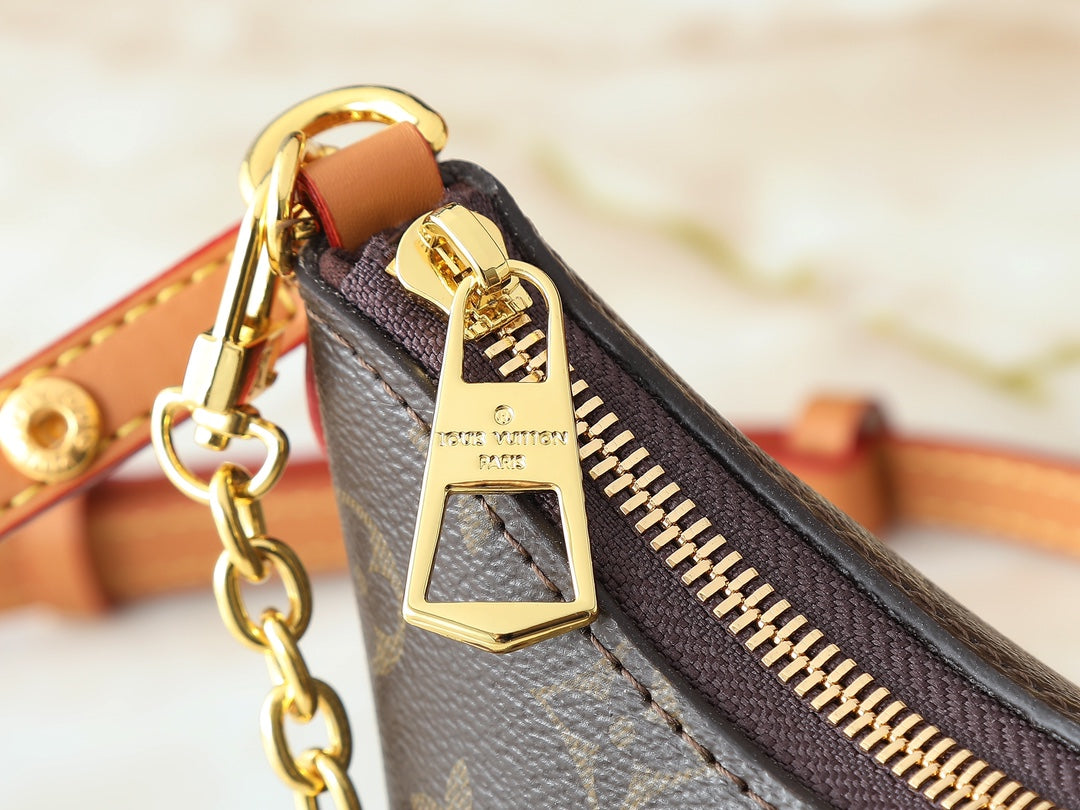 New mini horn bag with retro pattern design