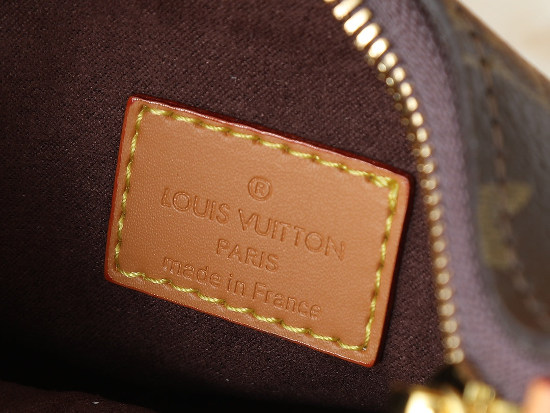 New mini horn bag with retro pattern design