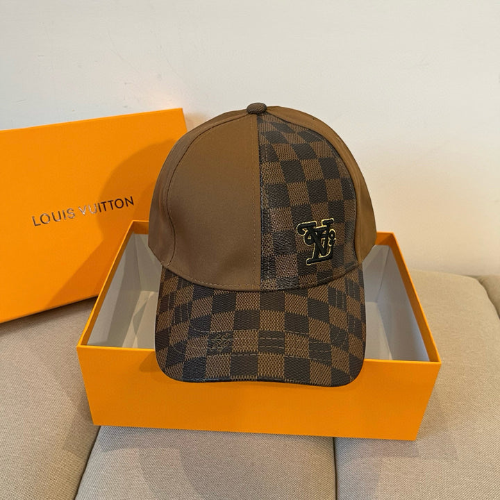 Two-tone retro plaid patchwork baseball cap