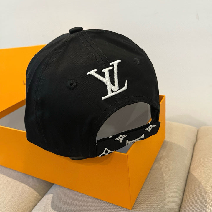Letter logo - Mix-and-match baseball cap