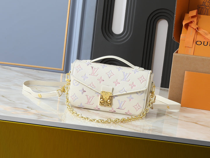 Colorful Alphabet Chain Crossbody Bag