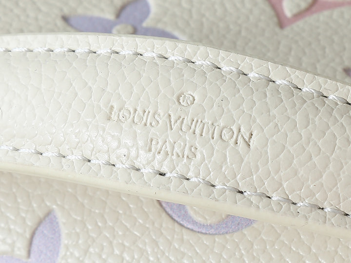 Colorful Alphabet Chain Crossbody Bag