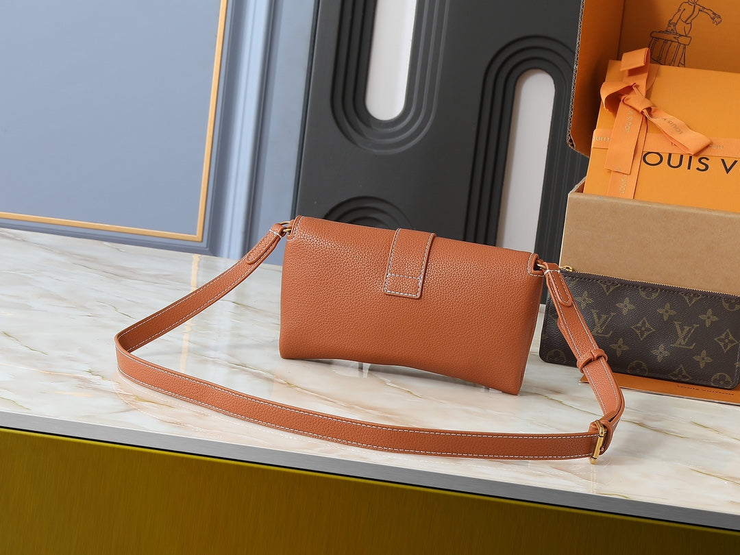 Two-in-one lock buckle leather shoulder bag
