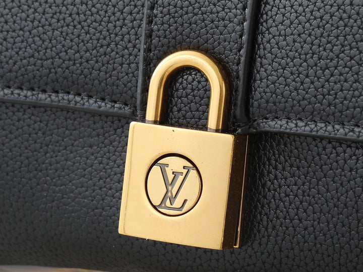 Two-in-one lock buckle leather shoulder bag