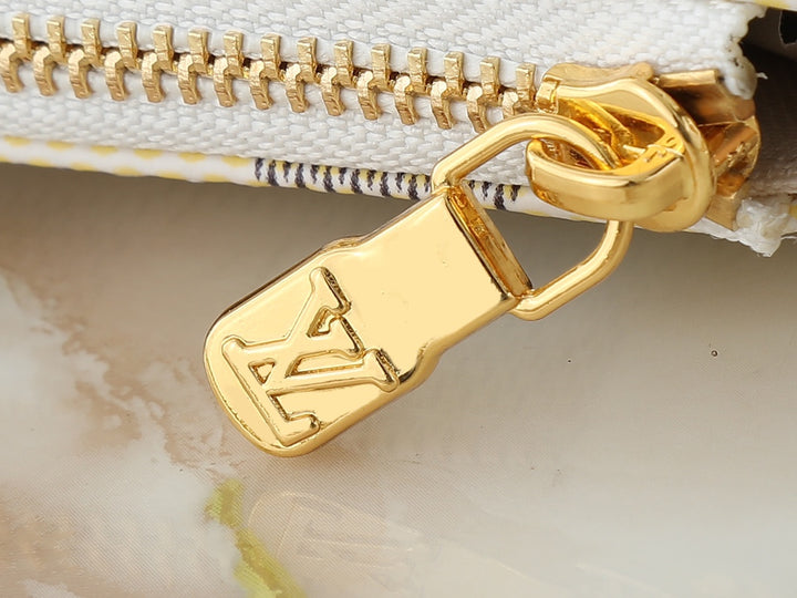 3 stylish plaid chain bags