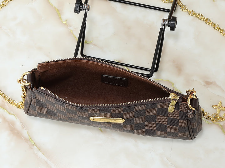 3 stylish plaid chain bags