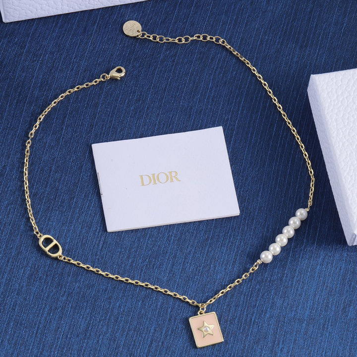 Pearl - Decorated Gold Chain Necklace