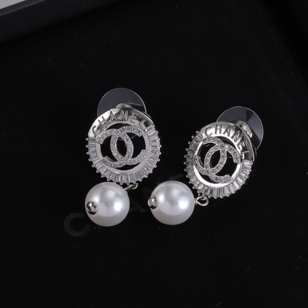 Pearl - Teardrop Crystal Circle Earrings
