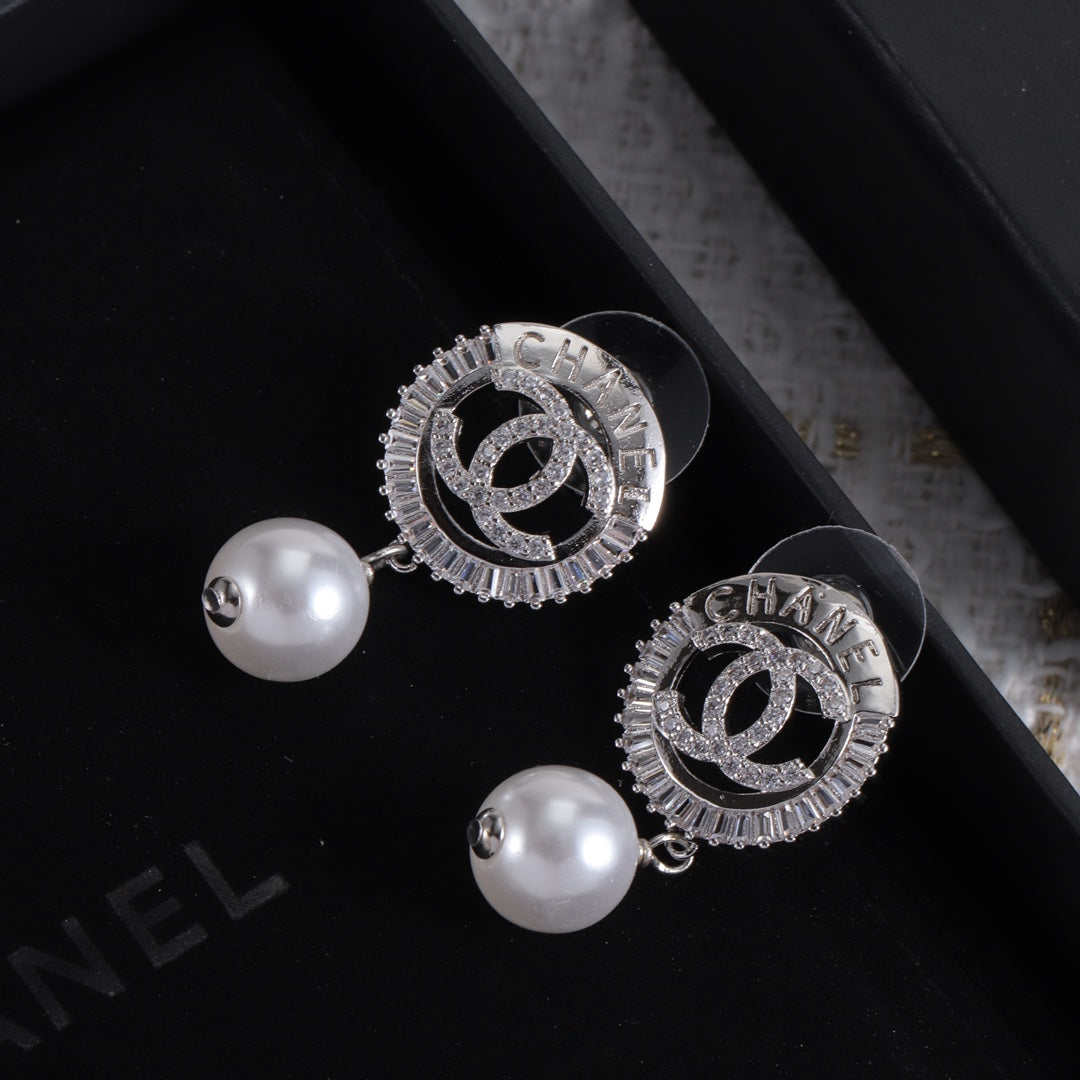 Pearl - Teardrop Crystal Circle Earrings