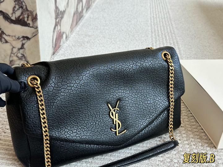 Fashionable Textured Black Chain Handbag