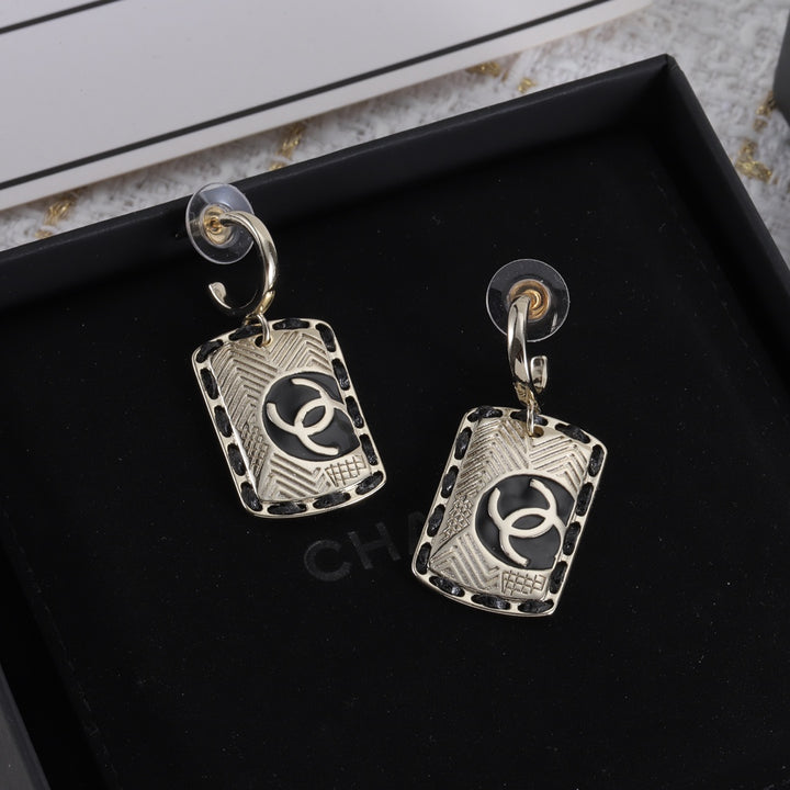 Distinctive Engraved Square Pendant Earrings